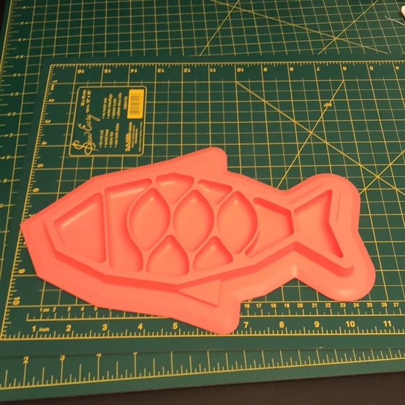 Slow feed dish for cats - Picture 3 of 3